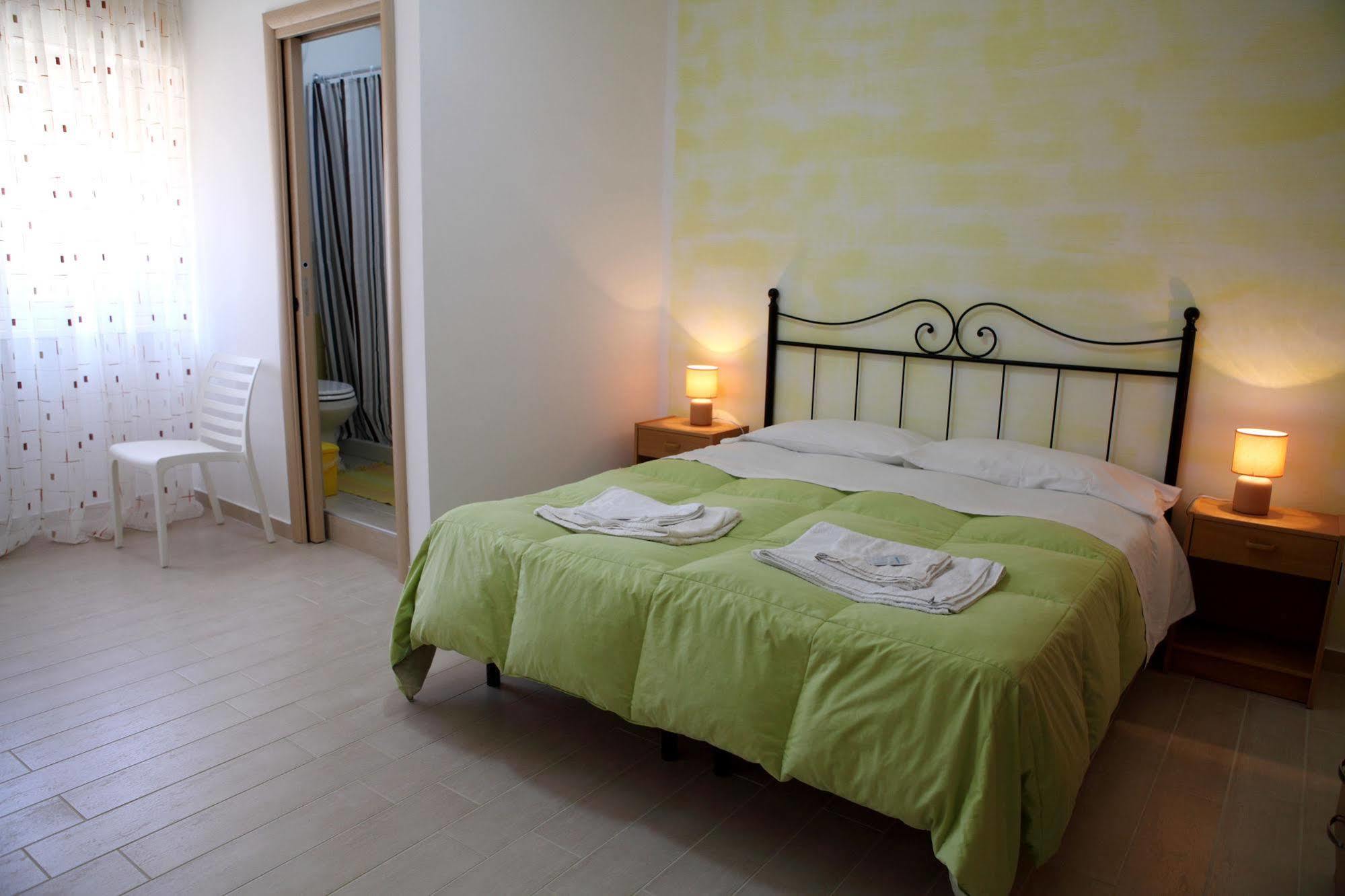 B&B Le Dune Beach San Leone Exterior foto